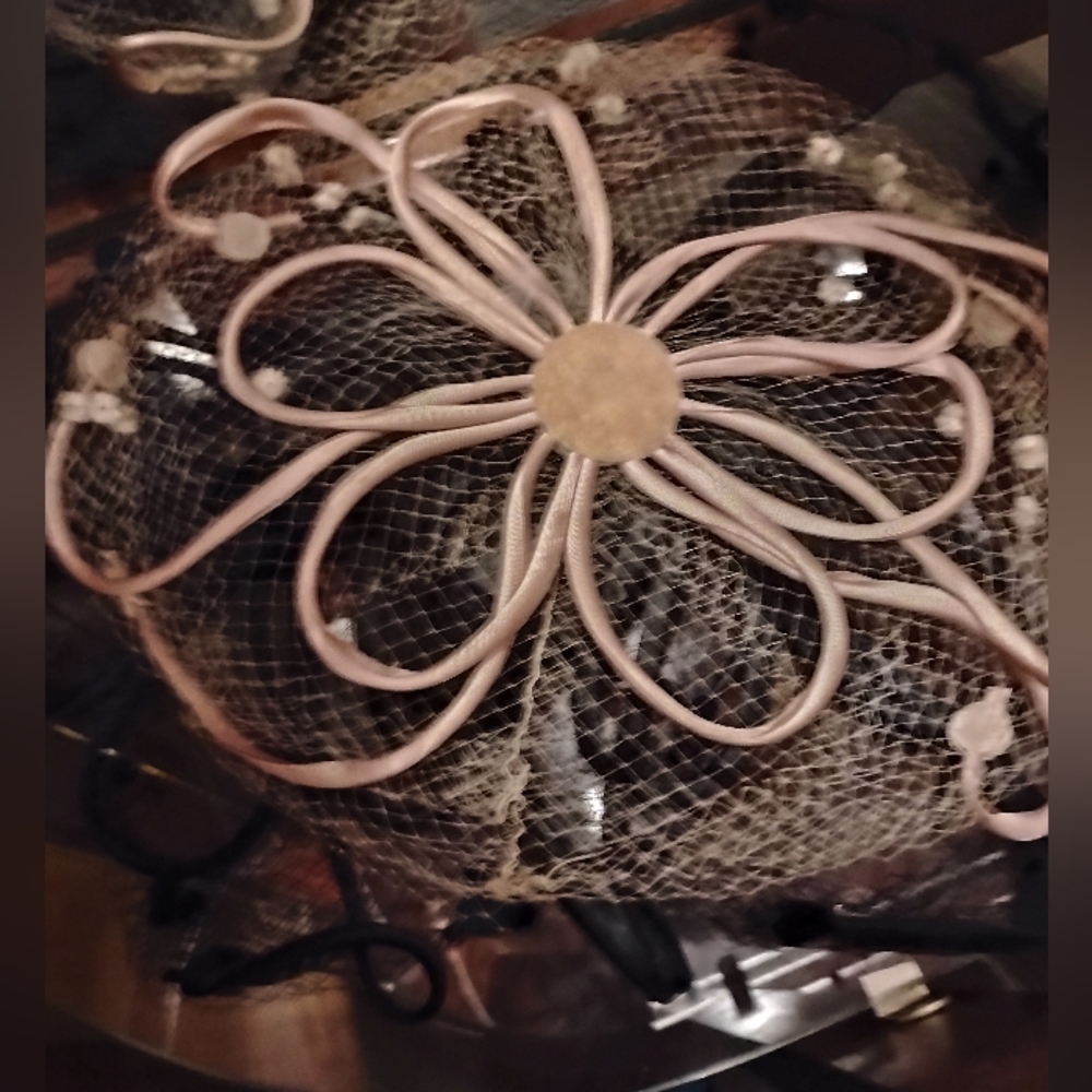 Elegant Pink and Pearl Fascinator